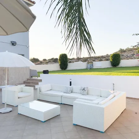 Grand Villa Lynn Seaview Ayia Napa Exterior photo