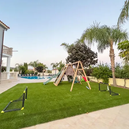Grand Villa Lynn Seaview Ayia Napa Exterior photo