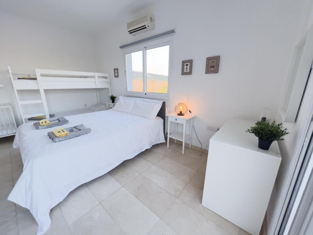 Grand Lynn Seaview * איה נאפה